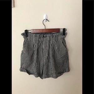 Uniqlo plaid cotton/linen shorts